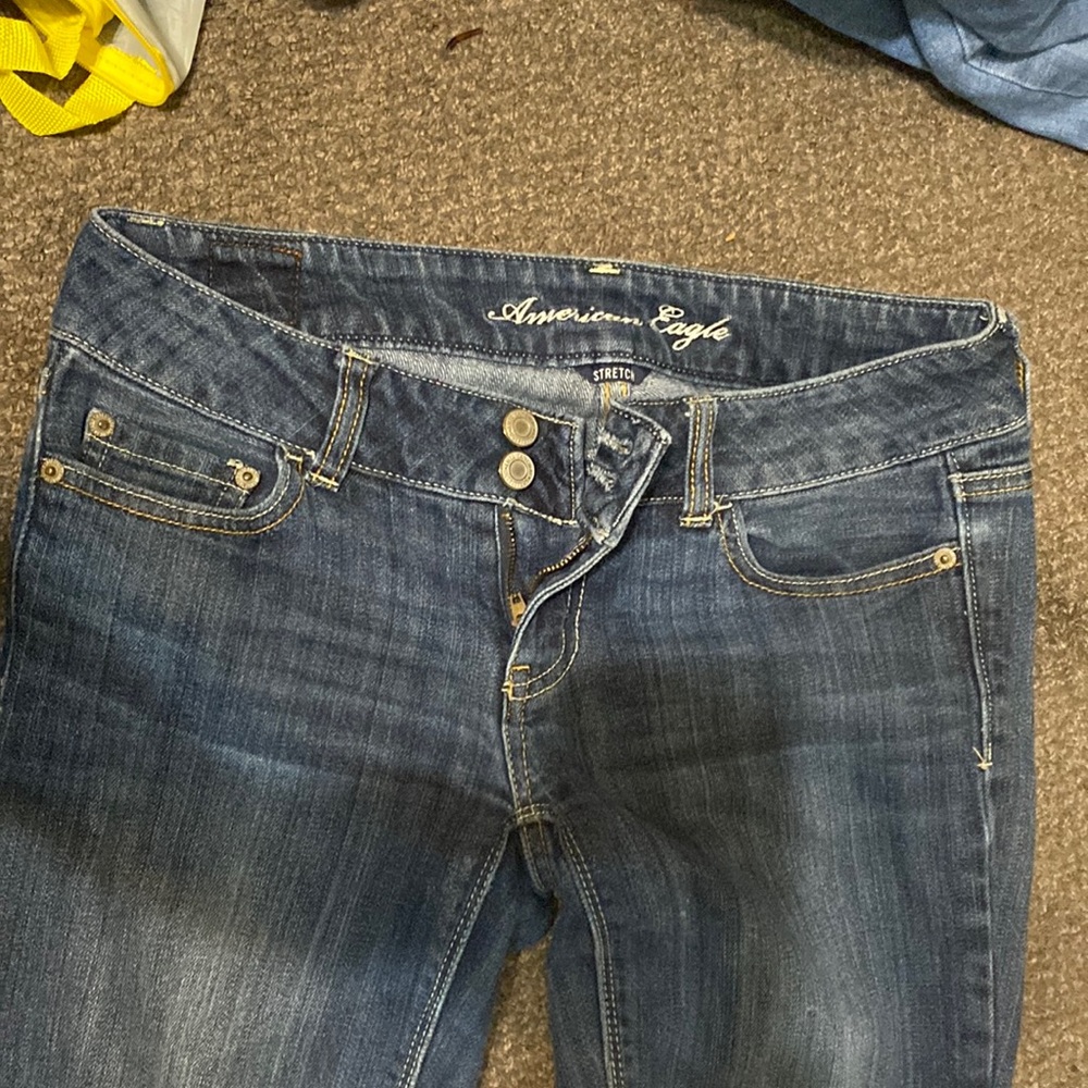 American eagle dark jeans